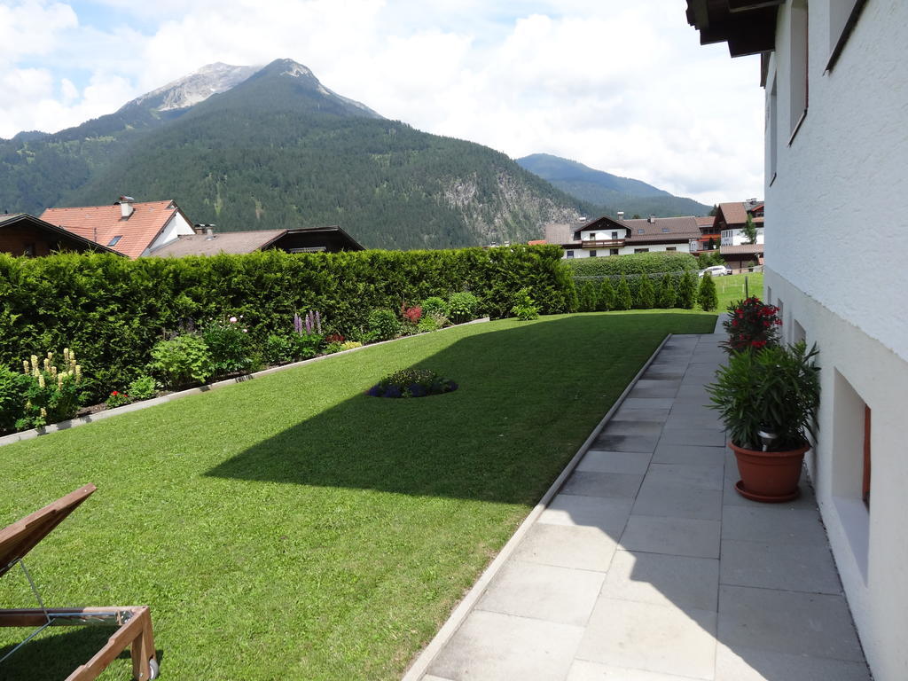 Bed and Breakfast Haus Karl'S Ruh à Ehrwald Extérieur photo