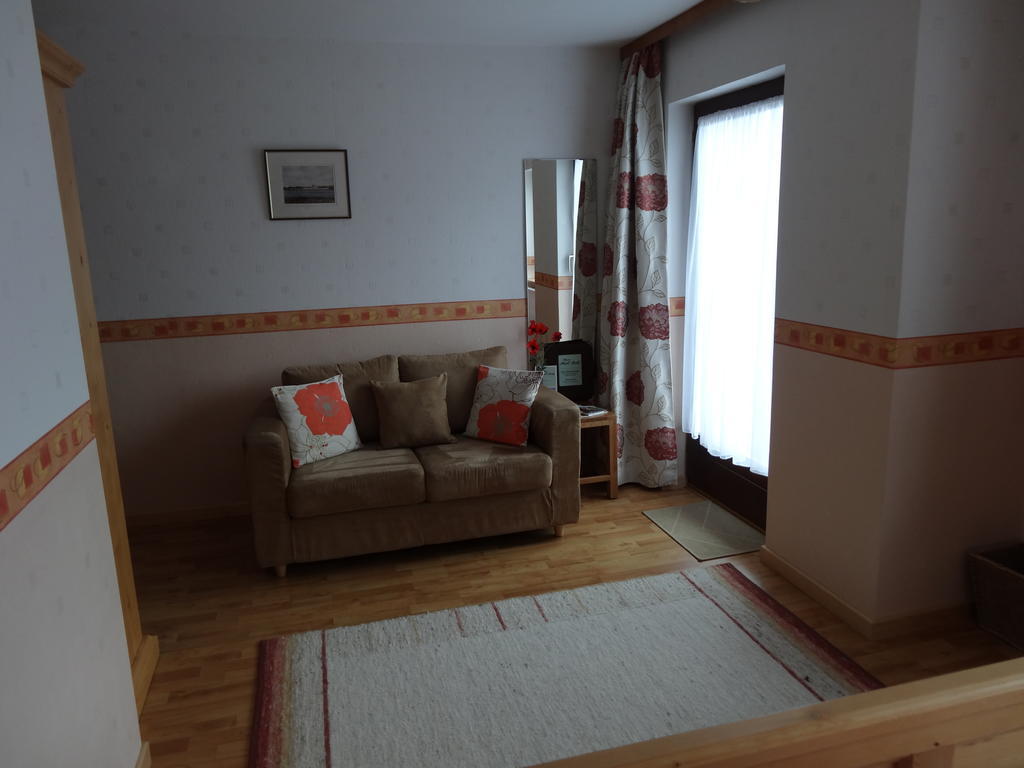Bed and Breakfast Haus Karl'S Ruh à Ehrwald Chambre photo